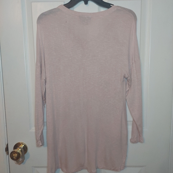 Metaphor Light Blush Pink Lightweight V Neck Long Sleeved Shirt Size XSmall - Picture 2 of 10